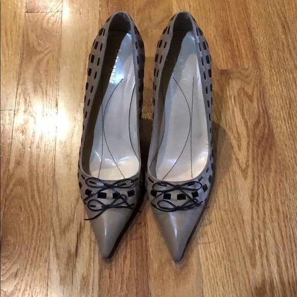 kate spade Shoes - Kate spade Carmel/chocolate heels